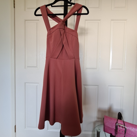 Knight Angel 8 Brown Crosses Halter Straps Flare Pleated Bodycon Maxi Midi Dress - Picture 4 of 11